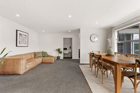 Photo of property in 22 Lochnagar Drive, Lake Hayes, Queenstown, 9304