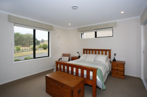 Photo of property in 179 Ness Valley Road, Ness Valley, Papakura, 2585