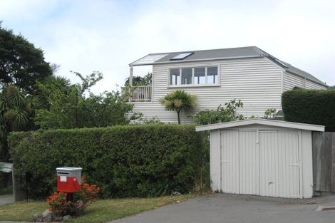 Photo of property in 51 Moncks Spur Road, Redcliffs, Christchurch, 8081