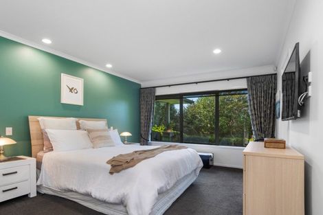 Photo of property in 13 Parkland Rise, Omokoroa, 3114