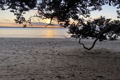 Photo of property in 490 Point Chevalier Road, Point Chevalier, Auckland, 1022