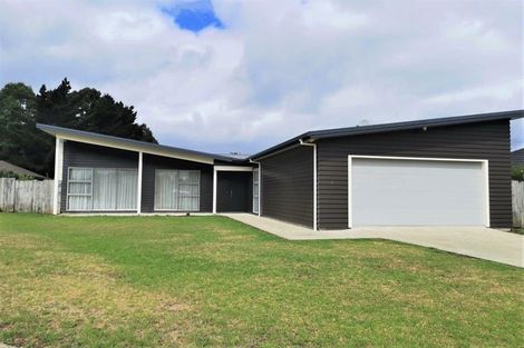 Photo of property in 33 Karo Street, Ruakaka, 0116