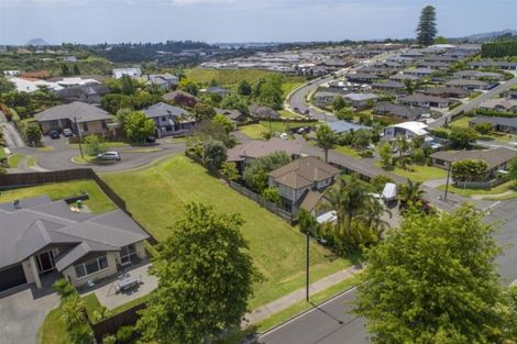 Photo of property in 67 Inverness Drive, Pyes Pa, Tauranga, 3112