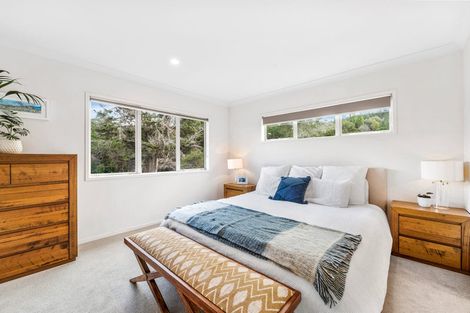Photo of property in 1143a Whangaparaoa Road, Tindalls Beach, Whangaparaoa, 0930