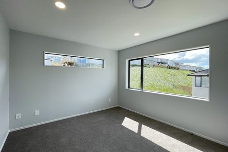 Photo of property in 40 Godfrey Drive, Orewa, 0931