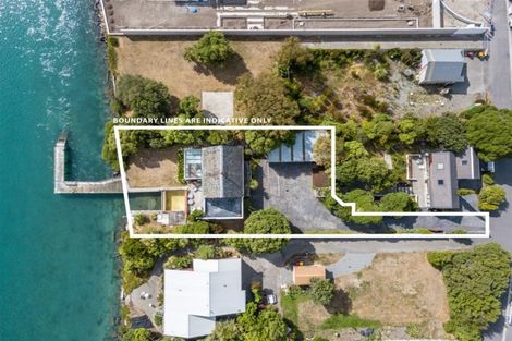 Photo of property in 102 Beachville Road, Redcliffs, Christchurch, 8081