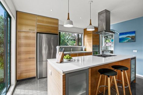 Photo of property in 64a Mcfarlane Street, Oakura, 4314