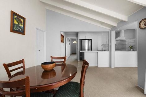 Photo of property in 75a Avondale Road, Taradale, Napier, 4112