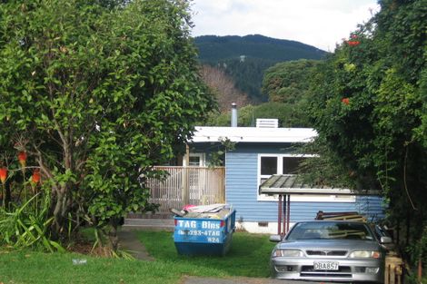 Photo of property in 33 Parakai Street, Paraparaumu, 5032