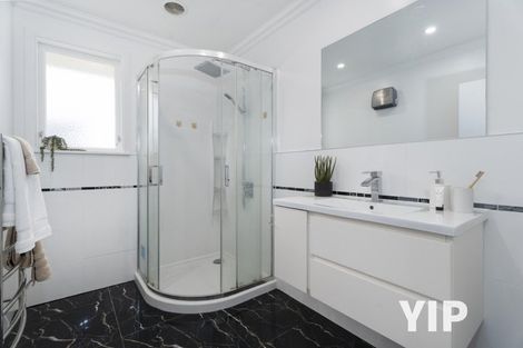 Photo of property in 10 Edgecombe Street, Newlands, Wellington, 6037