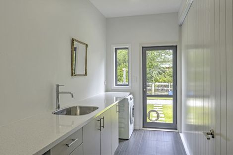 Photo of property in 40b Richmond Road, Carterton, 5713