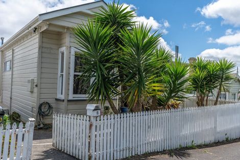 Photo of property in 18 Marama Street, Frankton, Hamilton, 3204