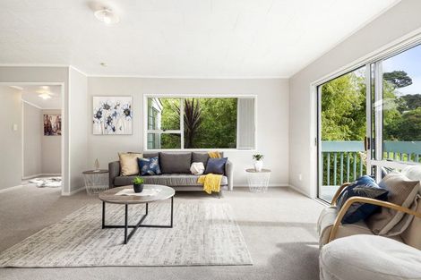 Photo of property in 98 Spinella Drive, Bayview, Auckland, 0629