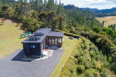 Photo of property in 61 Spikes Way, Whitianga, 3510