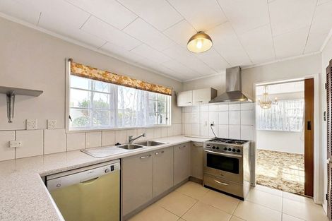 Photo of property in 5 Treadwell Street, Springvale, Whanganui, 4501