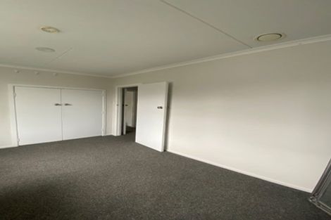 Photo of property in 14 Lewis Place, Highbury, Palmerston North, 4412