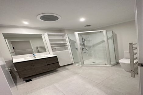 Photo of property in 4 Malcolm Calder Road, Hobsonville, Auckland, 0616