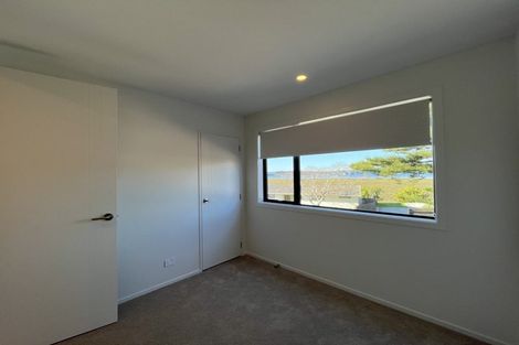 Photo of property in 27b Dawnhaven Drive, Te Atatu Peninsula, Auckland, 0610
