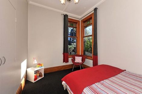 Photo of property in 39 Edinburgh Terrace, Berhampore, Wellington, 6023