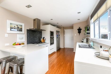 Photo of property in 70 Lemon Street, New Plymouth, 4310