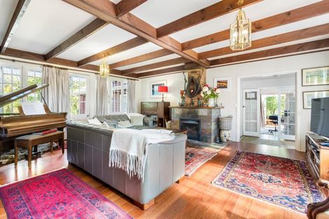 Photo of property in 98 Hanham Road, Kumeu, 0891