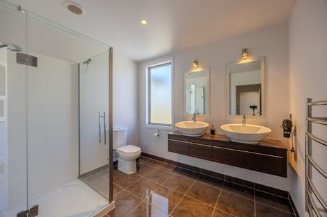 Photo of property in 5 Pearce Place, Wanaka, 9305