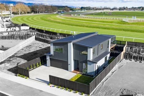 Photo of property in 11 Mangatainoka Lane, Awapuni, Palmerston North, 4412