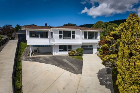 Photo of property in 37 Pembroke Street, Tawa, Wellington, 5028