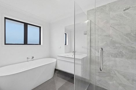 Photo of property in 52 Norfolk Drive, Cambridge, 3434