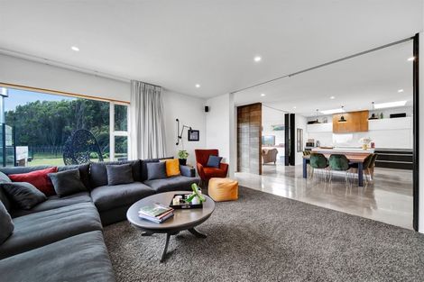 Photo of property in 6 Williams Avenue, Hawera, 4610