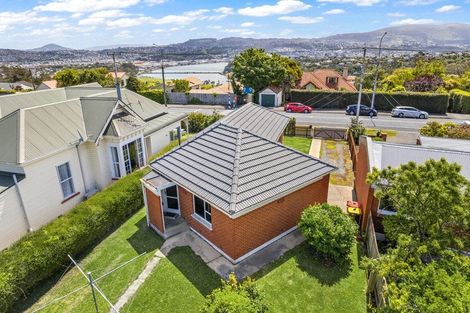 Photo of property in 84 Highcliff Road, Andersons Bay, Dunedin, 9013