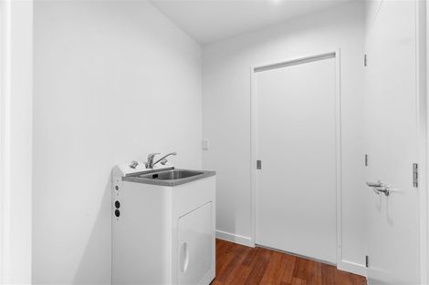 Photo of property in 98 Gilberthorpes Road, Hei Hei, Christchurch, 8042