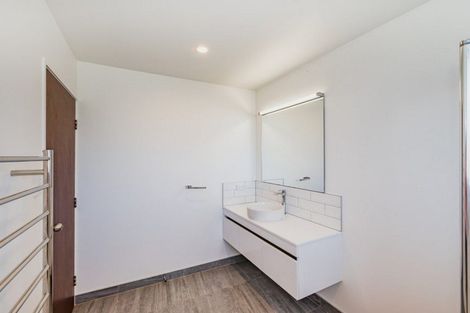 Photo of property in 62a Mazengarb Road, Paraparaumu Beach, Paraparaumu, 5032