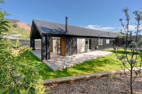 Photo of property in 51a Elizabeth Street, Waikanae, 5036