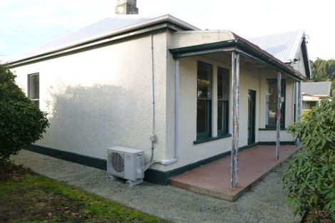 Photo of property in 10 Glenross Street, Glenross, Dunedin, 9011