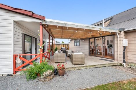 Photo of property in 3 Laredo Grove, Totara Park, Upper Hutt, 5018