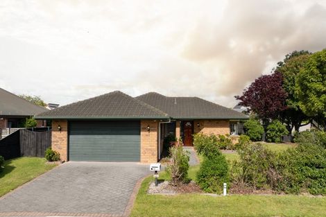 Photo of property in 18 Fendalton Drive, Rototuna, Hamilton, 3210