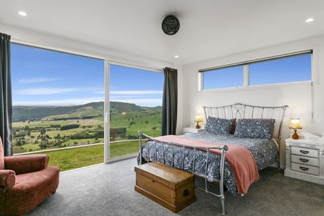 Photo of property in 48 Edge Hill, Acacia Bay, Taupo, 3385