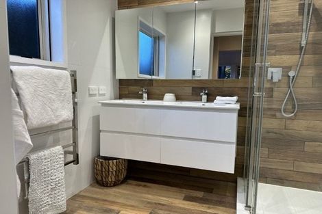 Photo of property in 2 Fourth Avenue, Tauranga, 3110