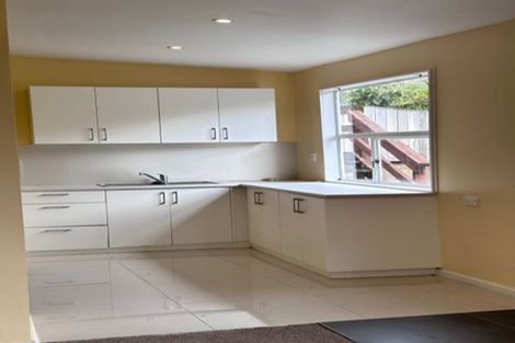 Photo of property in 37 Kamara Road, Glen Eden, Auckland, 0602