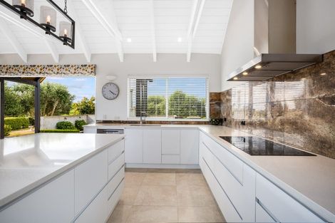 Photo of property in 67 Tarahunga Road, Levin, 5571