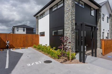 Photo of property in 3/27 Waiwhetu Road, Waiwhetu, Lower Hutt, 5010