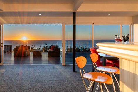 Photo of property in 132 Priestley Terrace, Bluff Hill, Napier, 4110