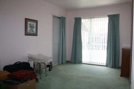 Photo of property in 50 Regency Crescent, Redwood, Christchurch, 8051