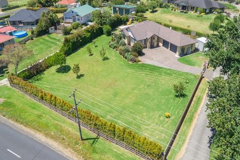 Photo of property in 137 Colombo Road, Waiuku, 2123