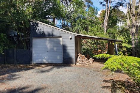 Photo of property in 1080 Sandspit Road, Sandspit, Warkworth, 0982
