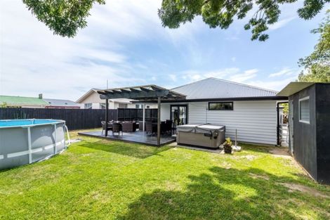 Photo of property in 165 Queenspark Drive, Parklands, Christchurch, 8083