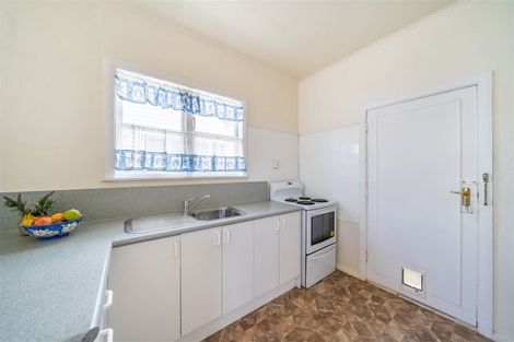 Photo of property in 3 Bush Street, Naenae, Lower Hutt, 5011