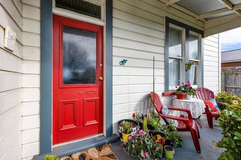 Photo of property in 49 Egmont Street, Hawera, 4610