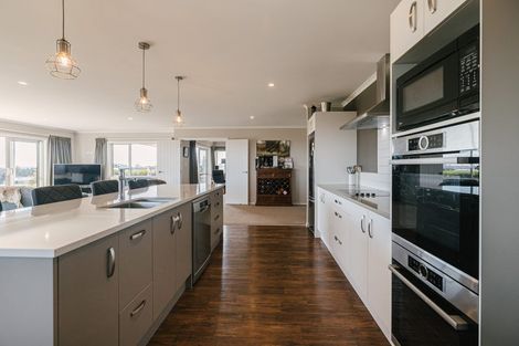 Photo of property in 225 Albert Road, Tokomaru, Palmerston North, 4474